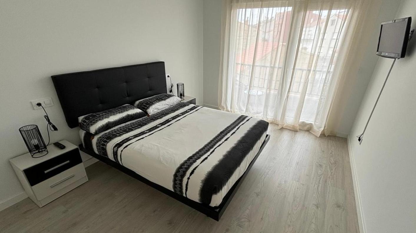 Apartamento Pisos Viajer@S O Grove Exterior foto
